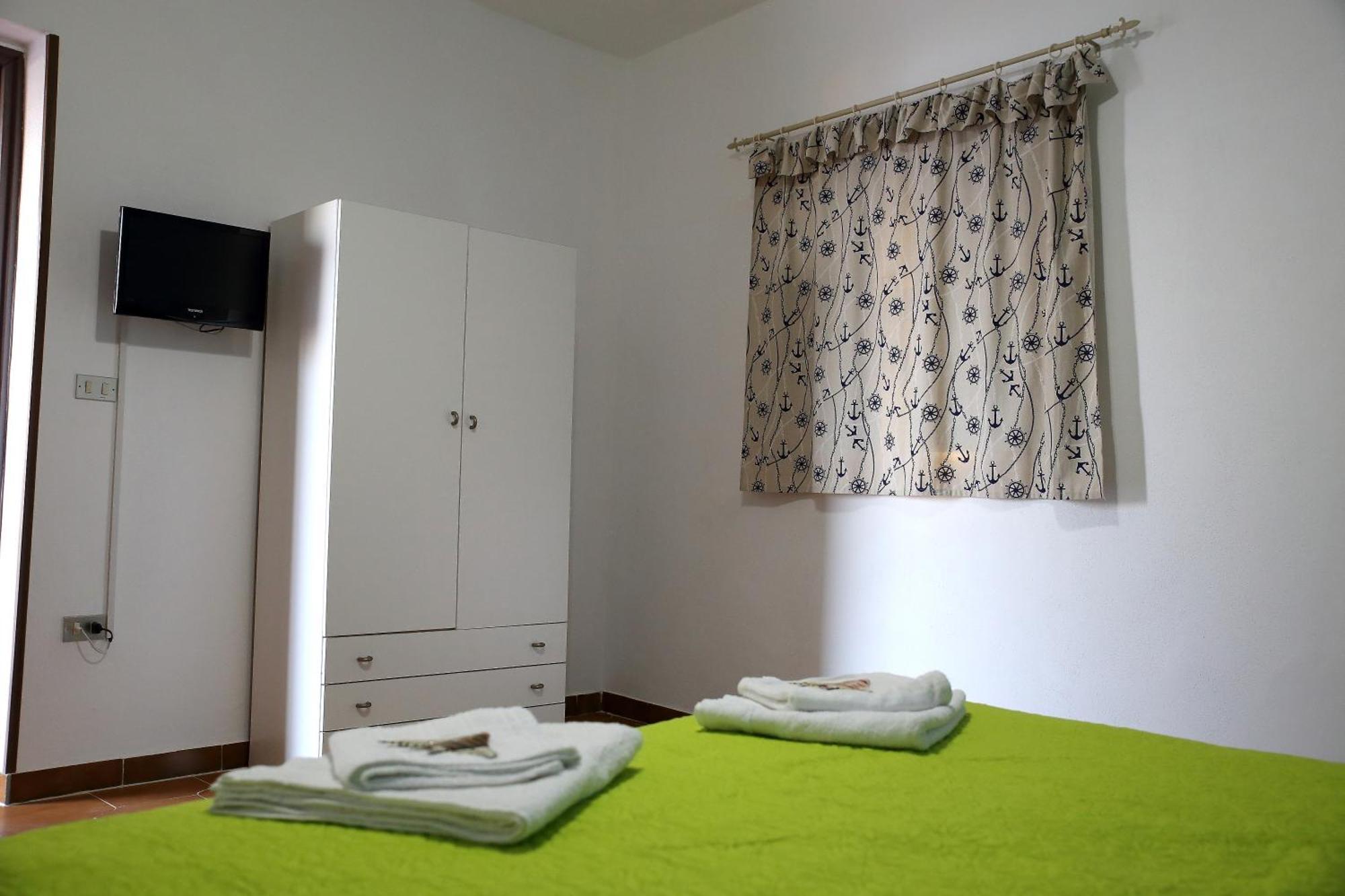 ליקאטה Villa Yellow House חדר תמונה